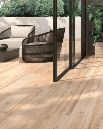 Carrelage Effet Bois Antidérapant 23,3x120 cm| InOutlet Carrelage