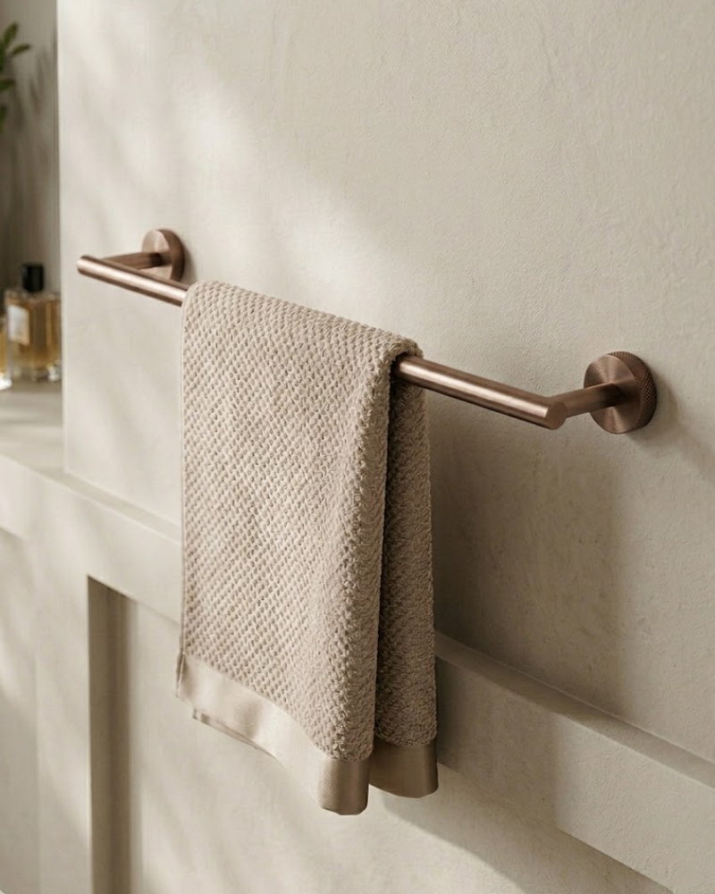 Porte-Serviette "Slim" Or rose brossé | InOutlet Carrelages